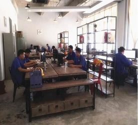 Chongqing Yingmaofu Import & Export Co., Ltd. 제조업체의 생산 라인