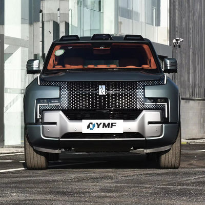 2023 2024 REEV 1197hp 에너지 차량 1000km 범위 5 개의 문 5 개의 좌석 BYD 양광 U8 하이브리드 전기 중고차