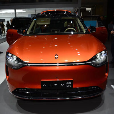네 ESC와 왼쪽 스티어링 Aito M9 Car for 2024 Ultra Extended Range Edition by Huawei