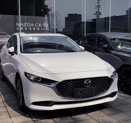 사용중인 마즈다 3 SUV 자동으로 수동 부조주자 좌석 조정