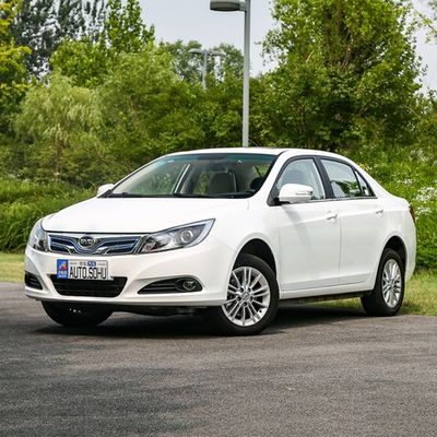 전기차 SUV 중고차 BYD E5 시리즈 480KM 휠베이스 2660 최고 속도 130km/h